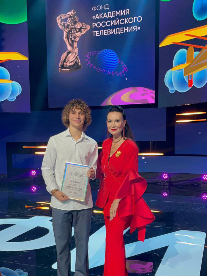 Матвей Кочергин с актрисой Нонной Гришаевой